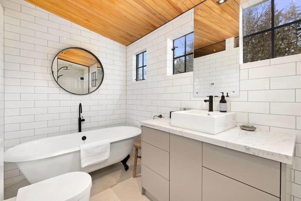Wanaka Stone Cottage - Wanaka Holiday Home Extérieur photo